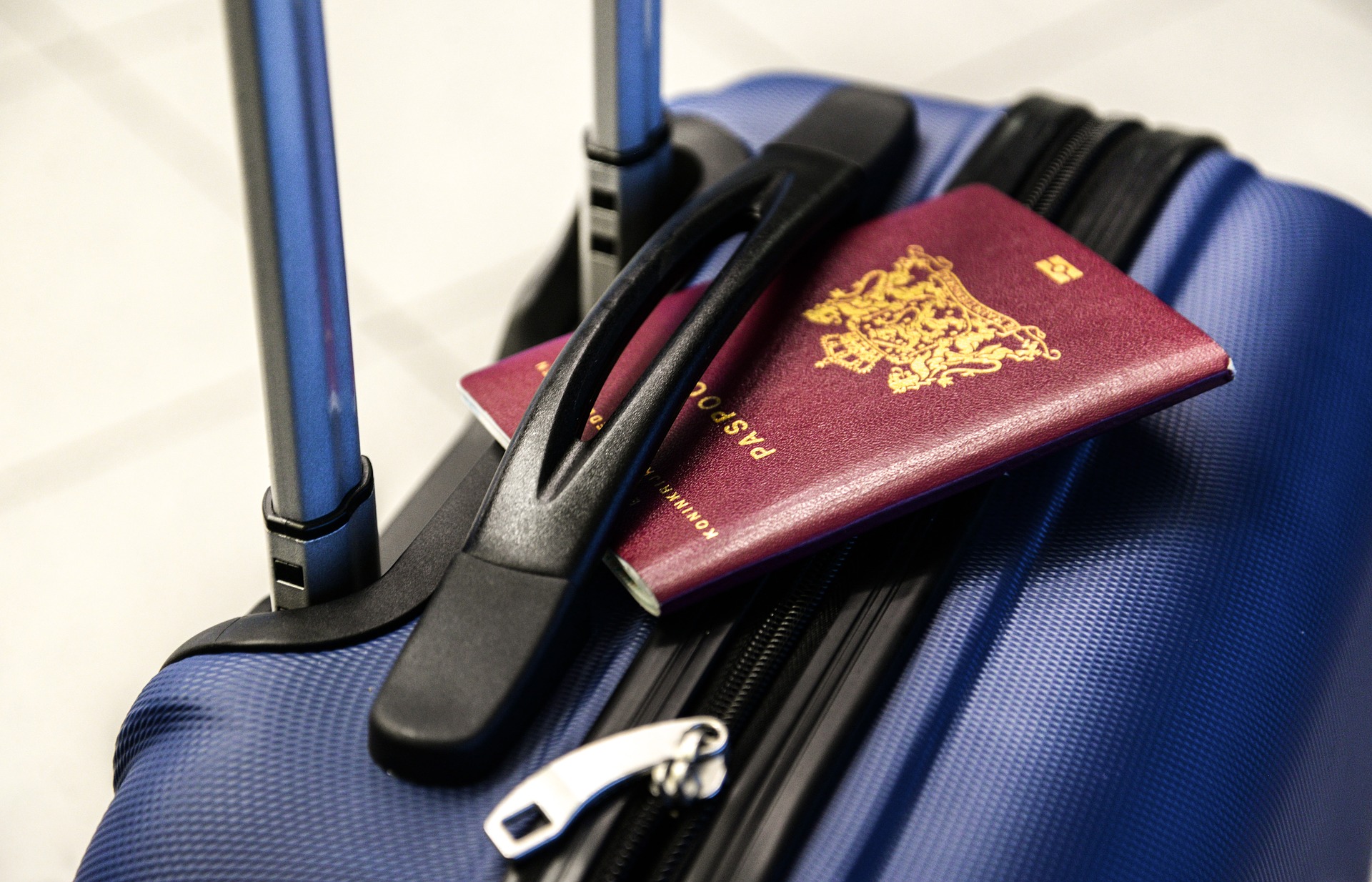 valigia passaporto.jpg